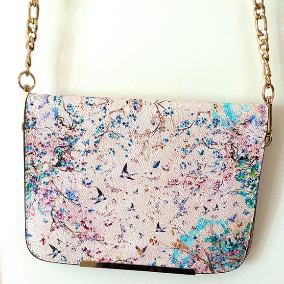 Floral faux leather purse - Picture 1 of 7